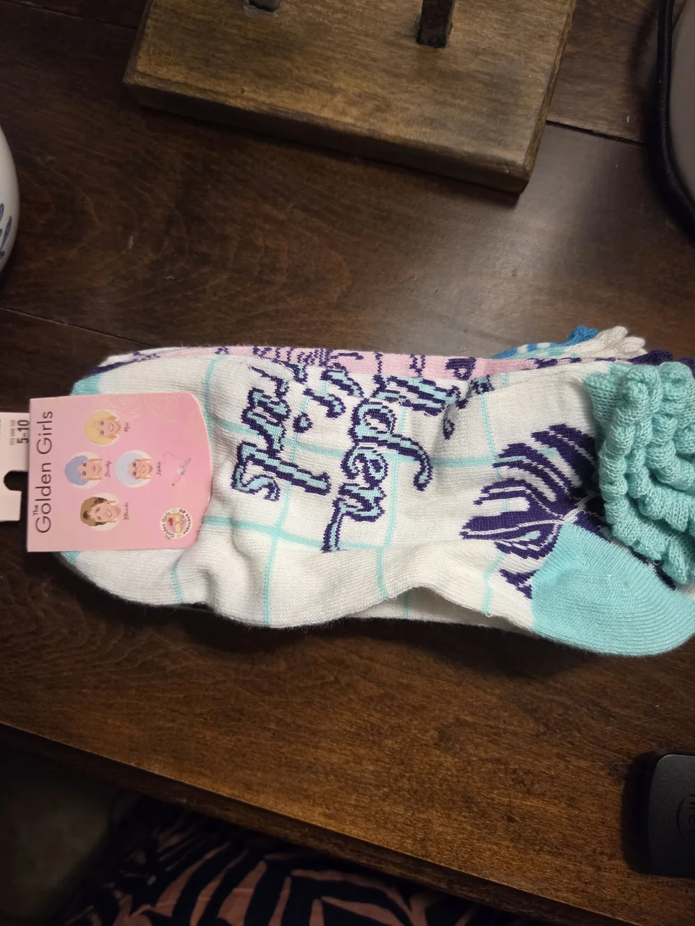 Golden Girls White & Teal Ankle Socks